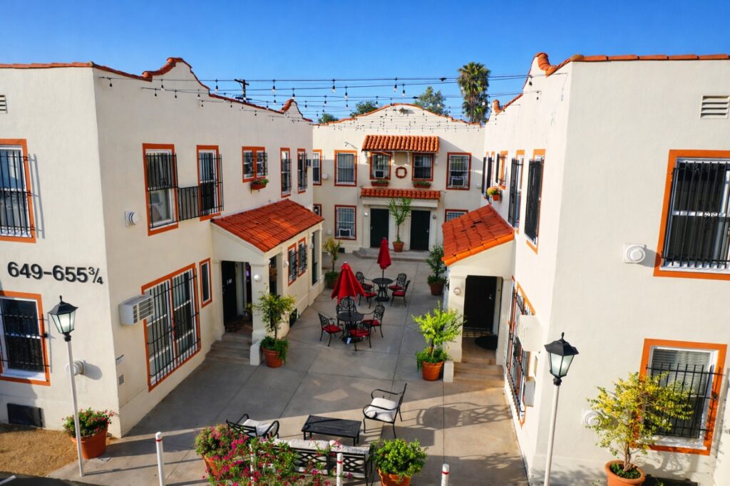 Aerial view of the courtyard at Cali Suites
