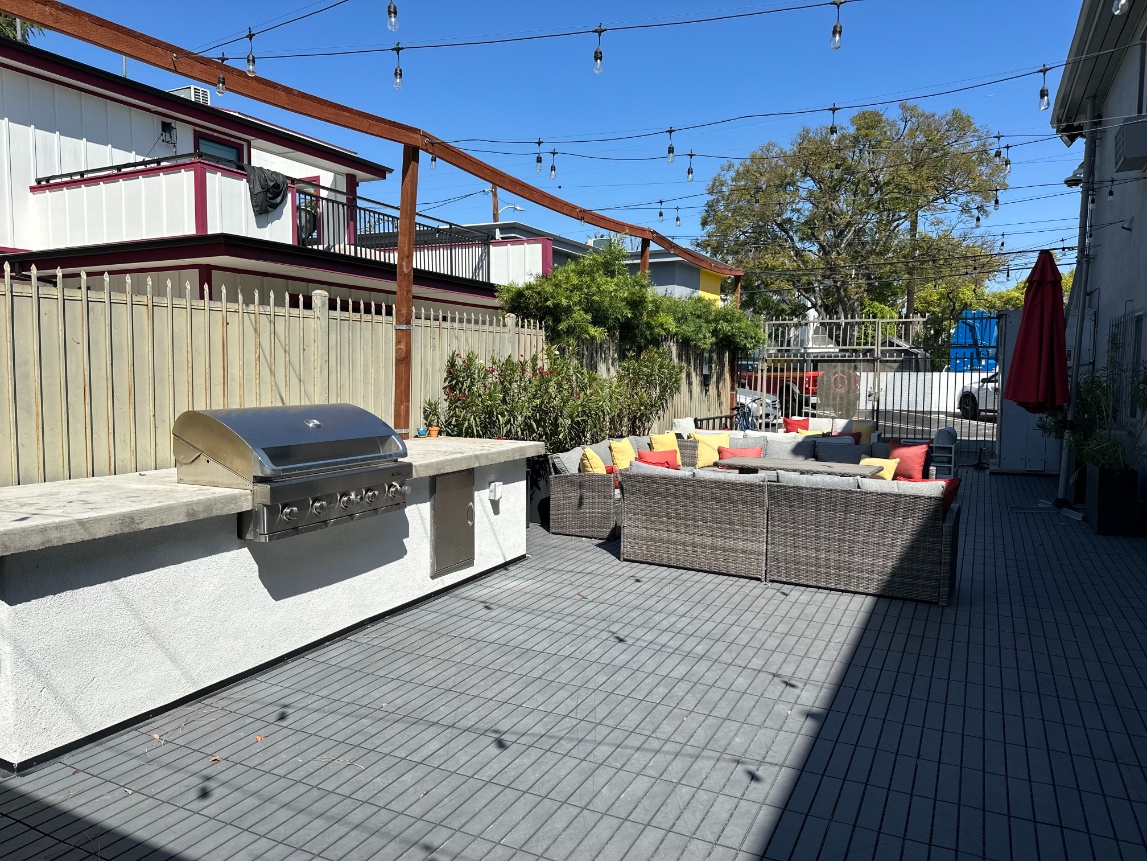 Grilling station on the patio at Heritage 2831